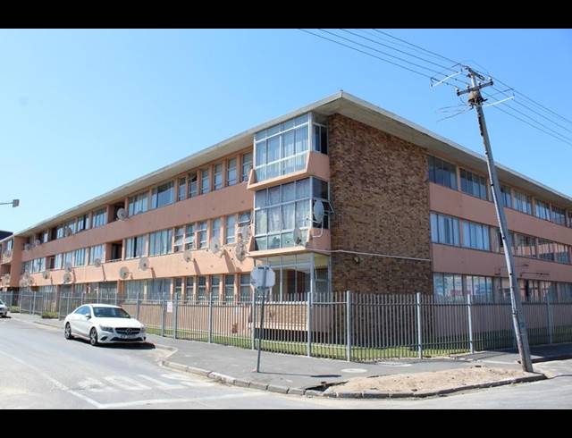 1 BEDROOM APARTMENT FOR SALE IN AVONDALE